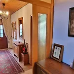 Casaba -260 Qm-2 Floors- 7 Rooms-free Private Parking-house With Garden * Hannover