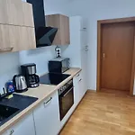 Casaba -260 Qm-2 Floors- 7 Rooms-free Private Parking-house With Garden Prázdninový dům Hannover
