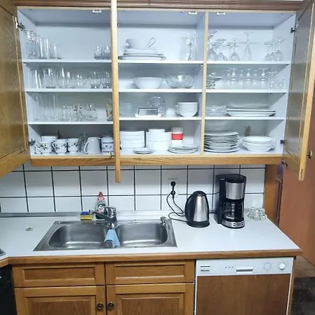 Casaba -260 Qm-2 Floors- 7 Rooms-free Private Parking-house With Garden Casa vacanze *