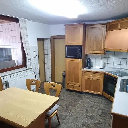 Casaba -260 Qm-2 Floors- 7 Rooms-free Private Parking-house With Garden بيت للعطل هانوفر