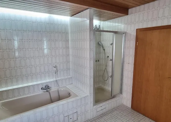 Casaba -260 Qm-2 Floors- 7 Rooms-free Private Parking-house With Garden Holiday home Hannover