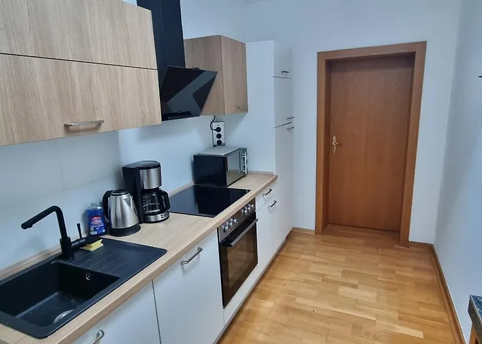 Casaba -260 Qm-2 Floors- 7 Rooms-free Private Parking-house With Garden Holiday home Hannover